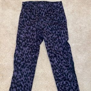 cheetah athletic leggings in black